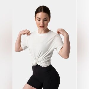 NWT Kamo Fitness Daily T-Shirt Small